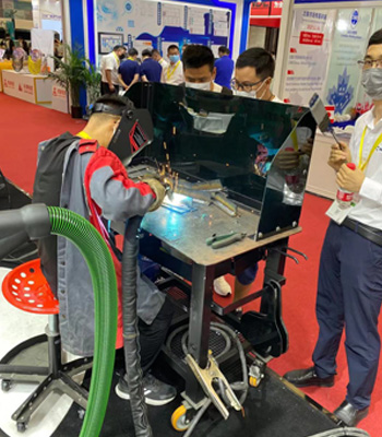 關於我們
